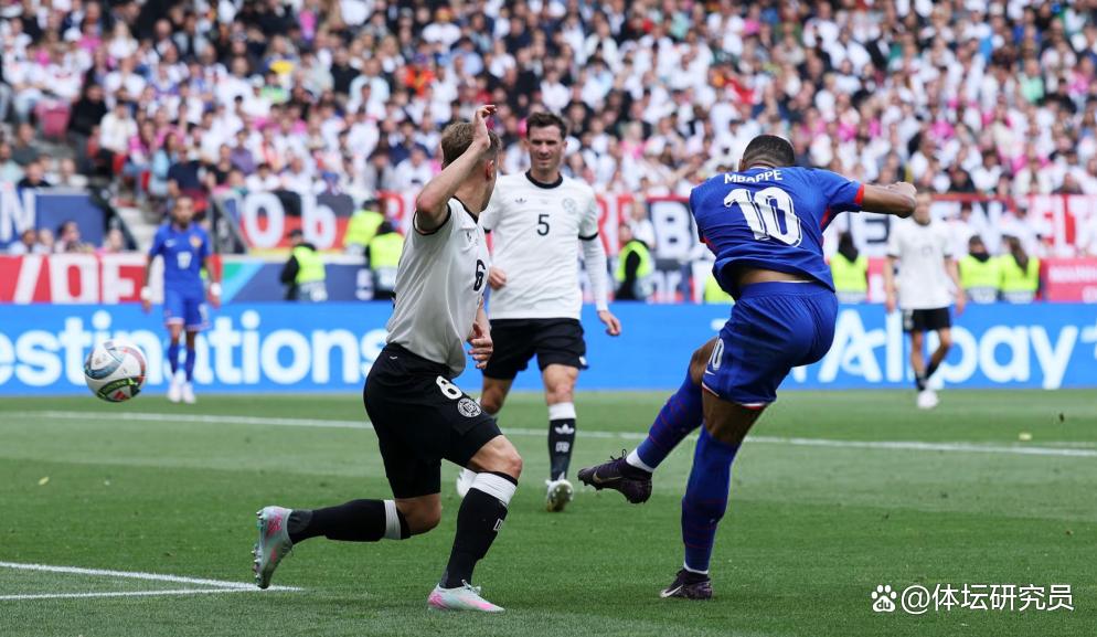 爱游戏入口-法国队绝杀德国队，波尔扛起全队