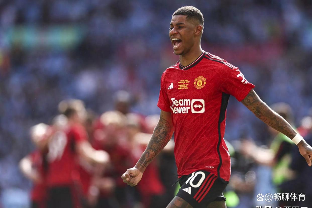 爱游戏娱乐-哥伦比亚险胜巴萨，拉什福德刷新纪录