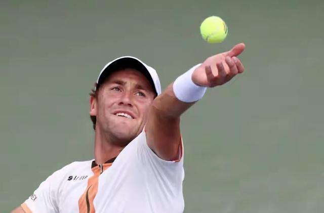 爱游戏官方-蒙特卡洛大师赛轻取美网,鲁德点燃赛场